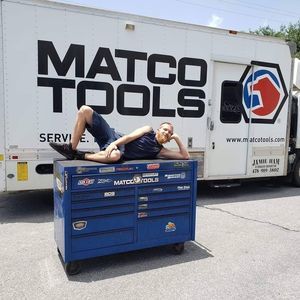 Meet your Posher, Blake